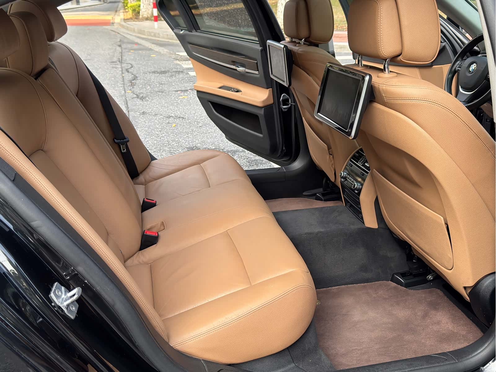BMW 7 Series, 2014 11