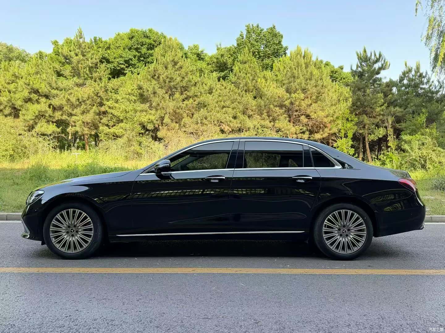 Mercedes-Benz E-Class, 2021 3