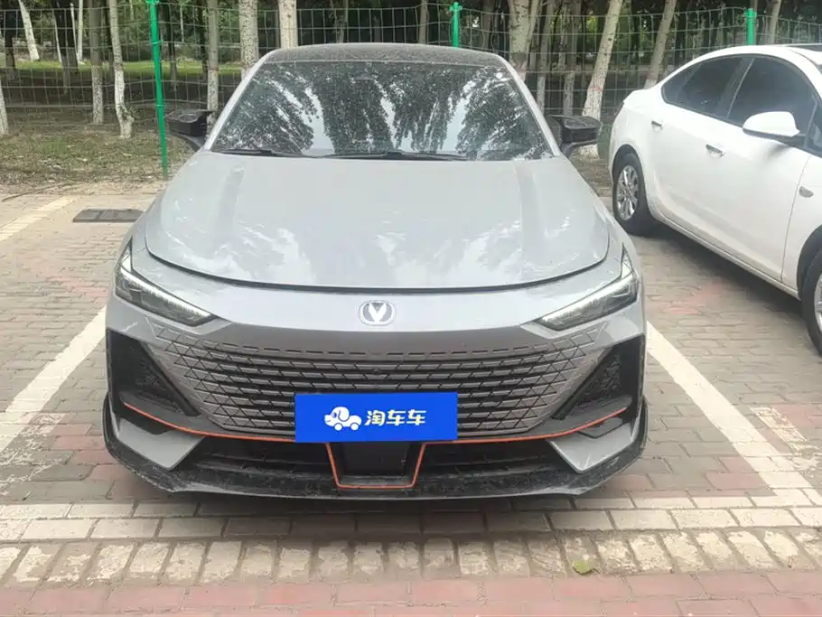 Changan UNI-V