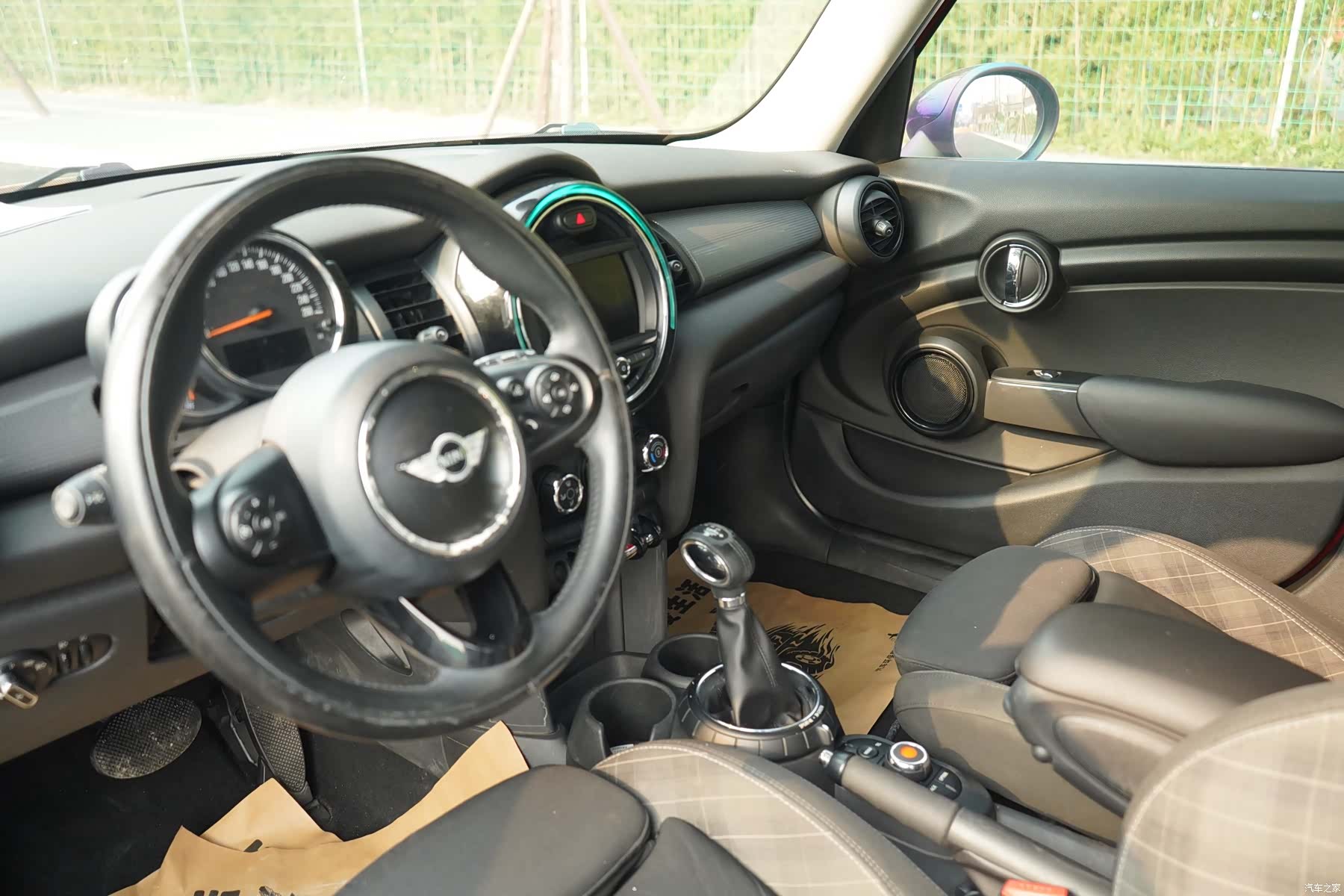 Mini Cooper, 2015 9