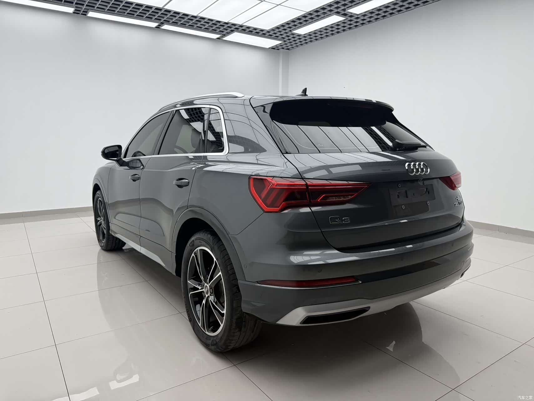 Audi Q3, 2022 6