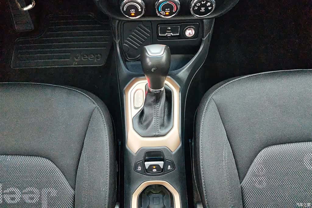 Jeep Renegade, 2018 16