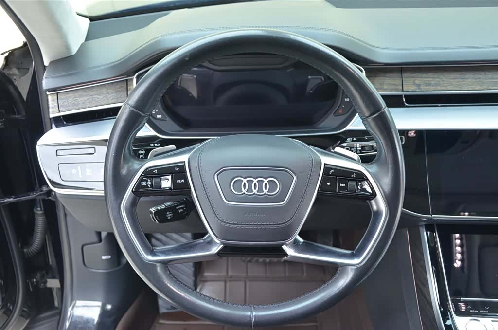Audi A8L, 2021 все фото