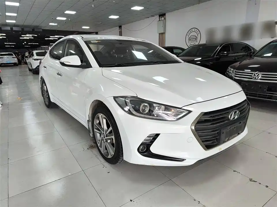 Hyundai Lead