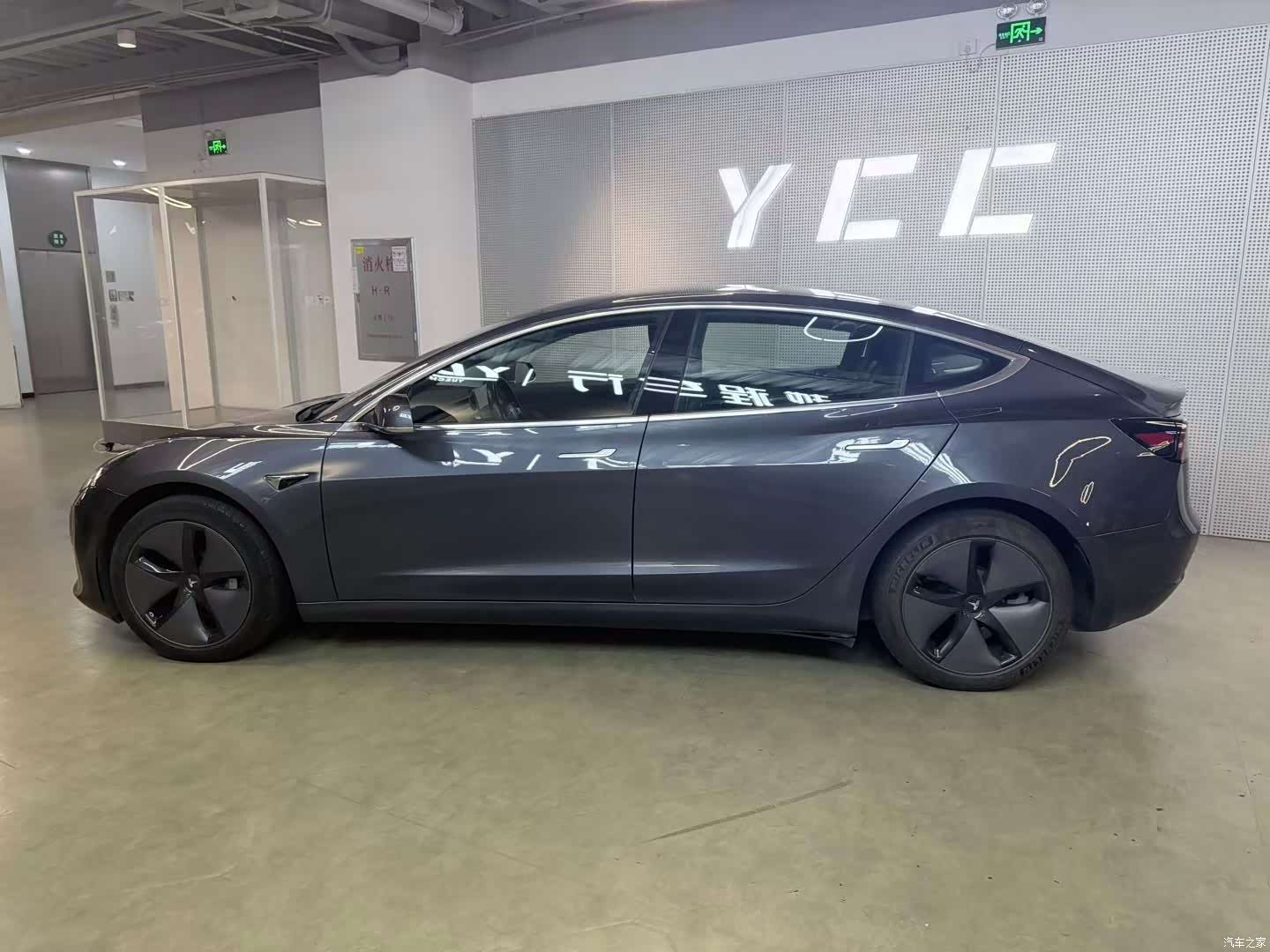 Tesla Model 3, 2019 2