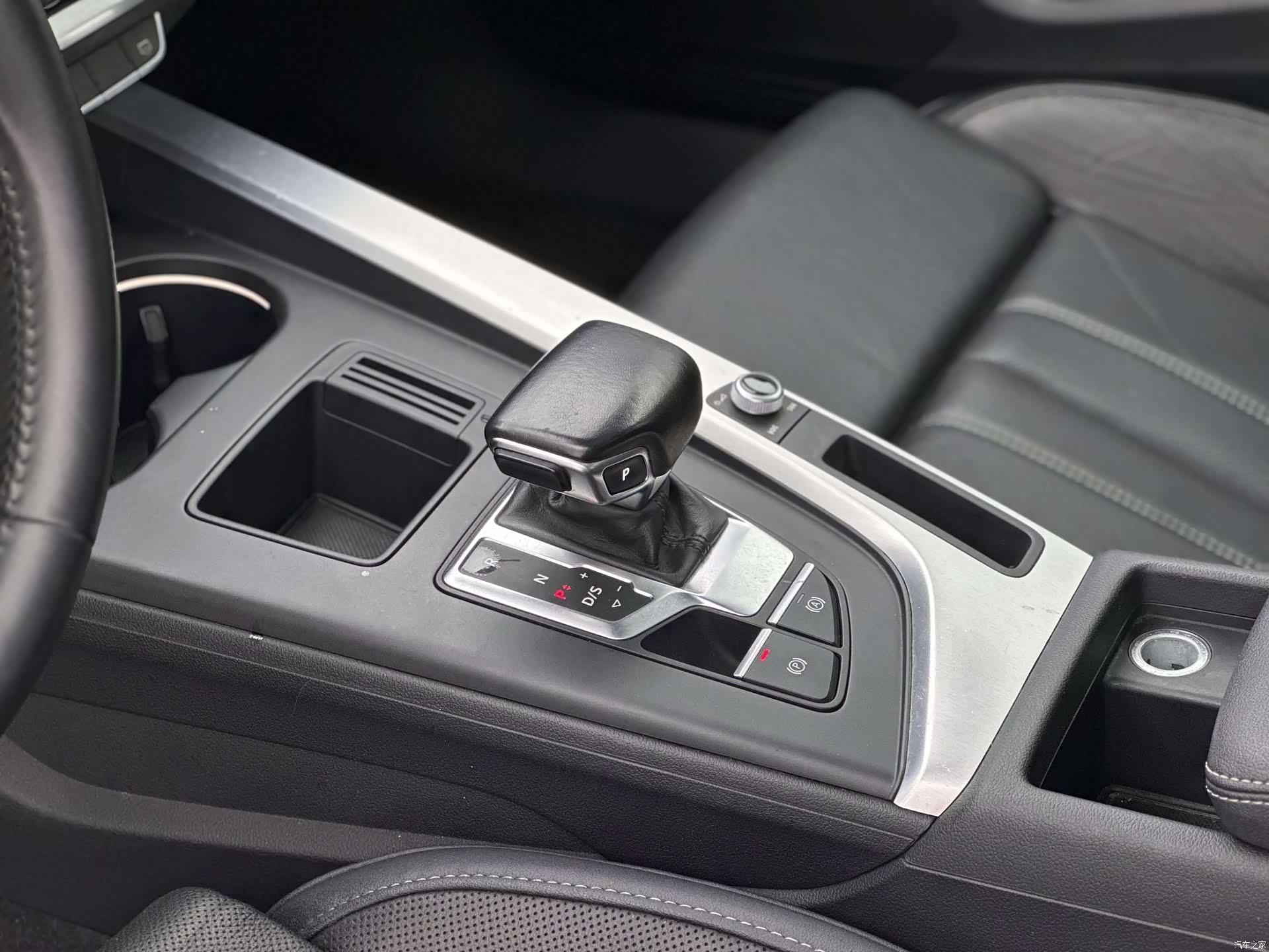 Audi A4L, 2021 9