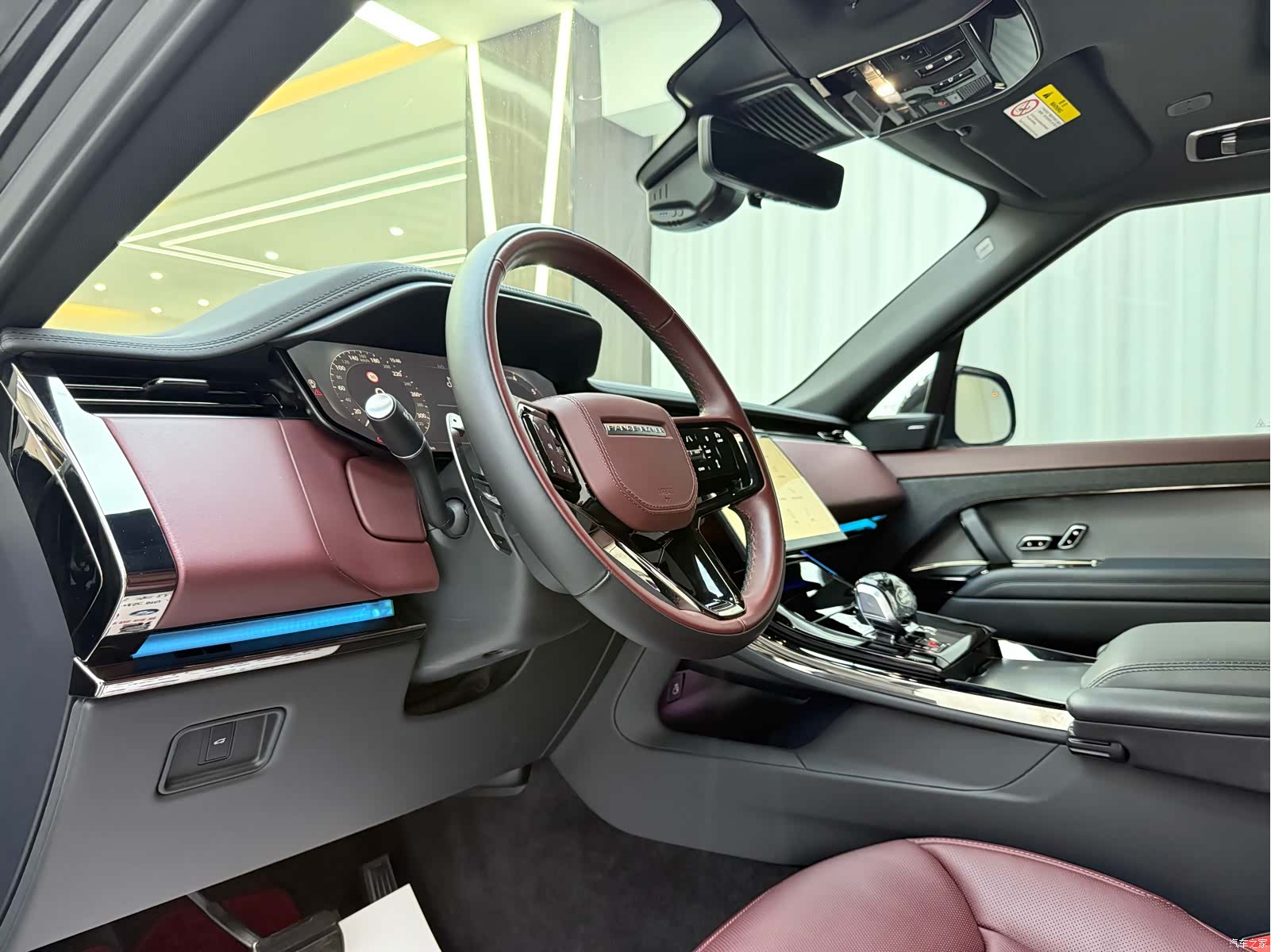 Land Rover Range Rover, 2025 все фото