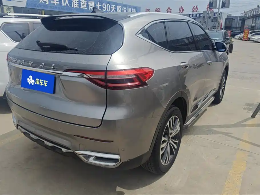 Haval F7