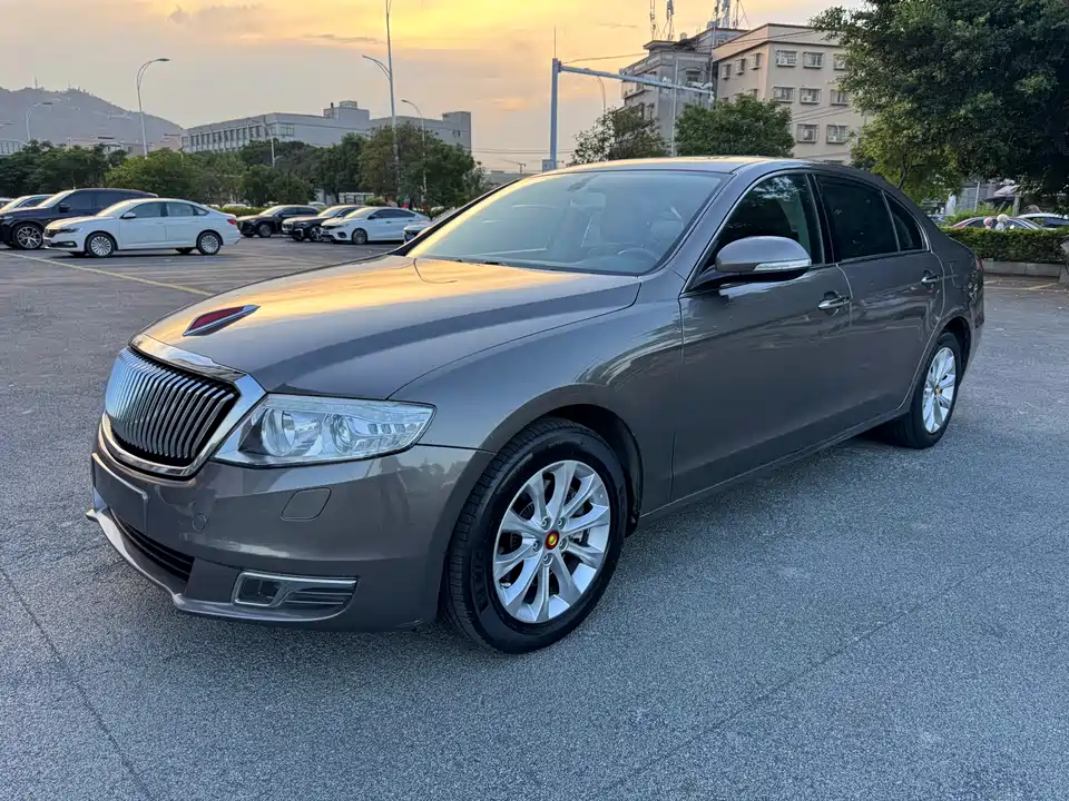 Hongqi H7