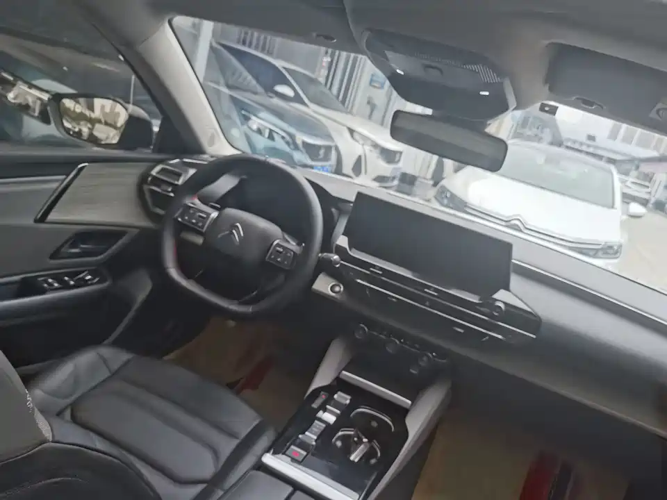 Citroen Versailles C5 X