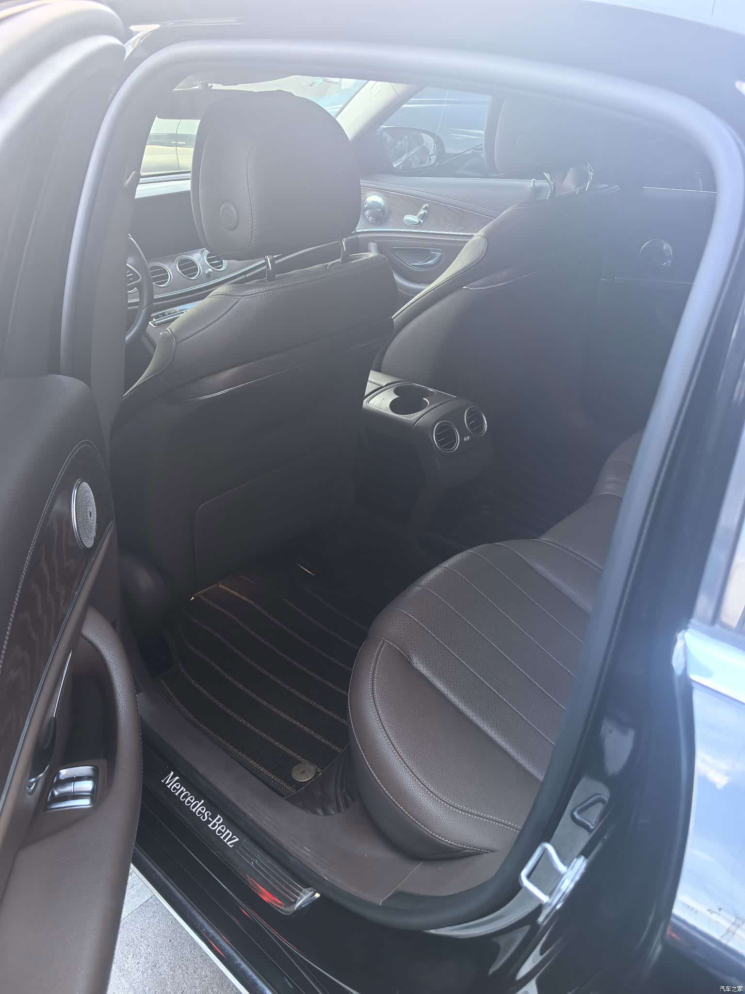 Mercedes-Benz E-Class, 2020 11