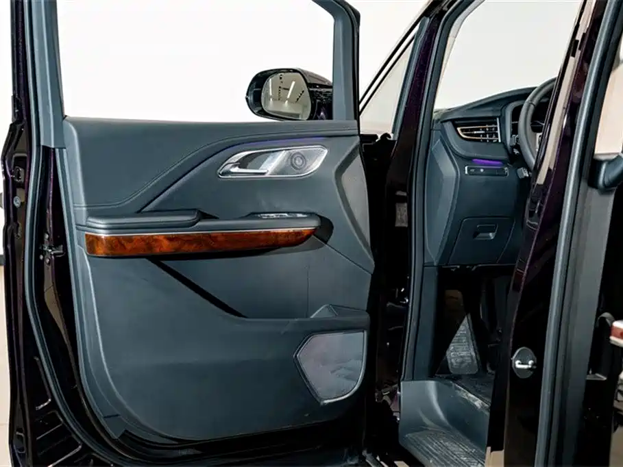 Hongqi HQ9 Hongqi HQ9