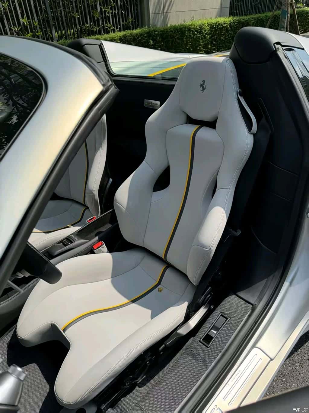 Ferrari F8, 2023 11