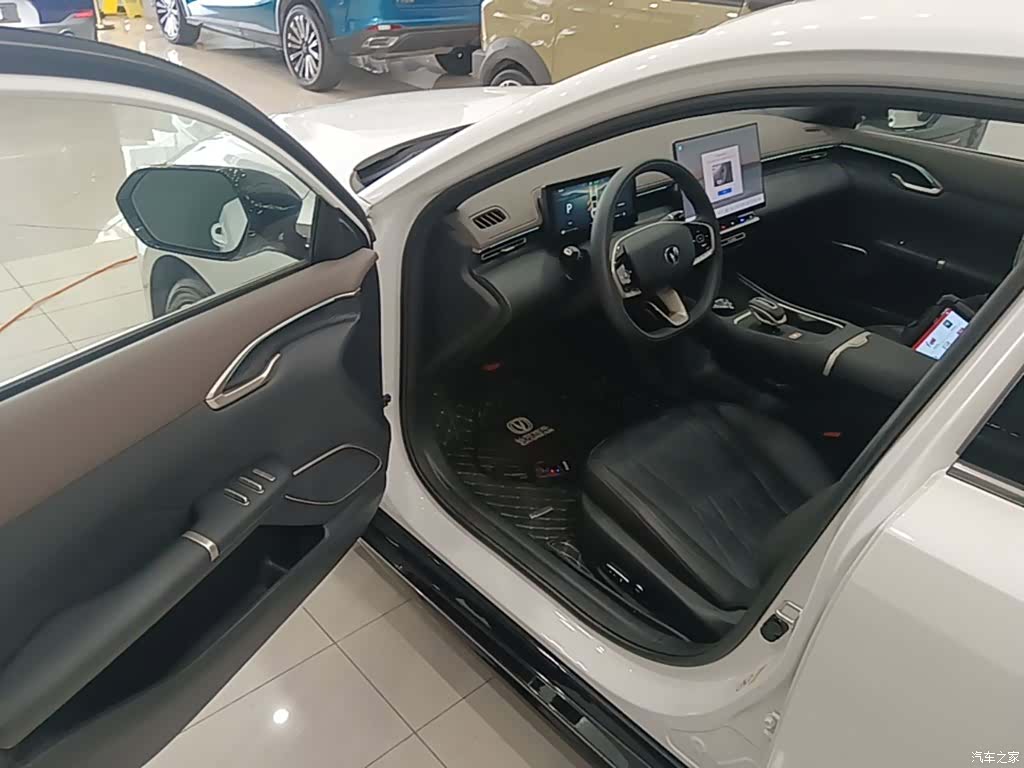 Changan Eado, 2025 16