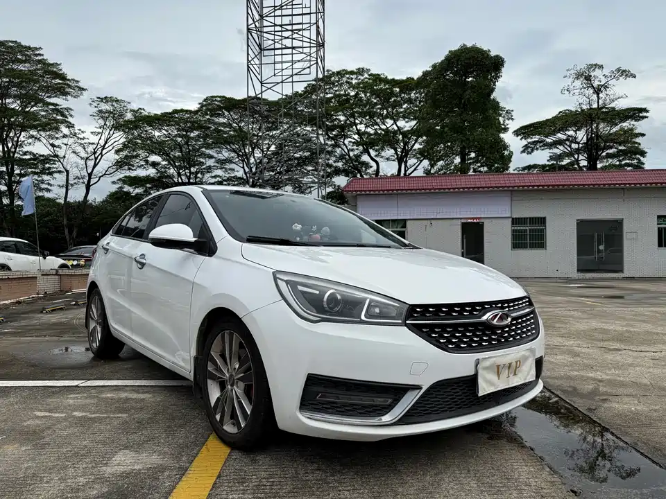 Chery Arrizo 5