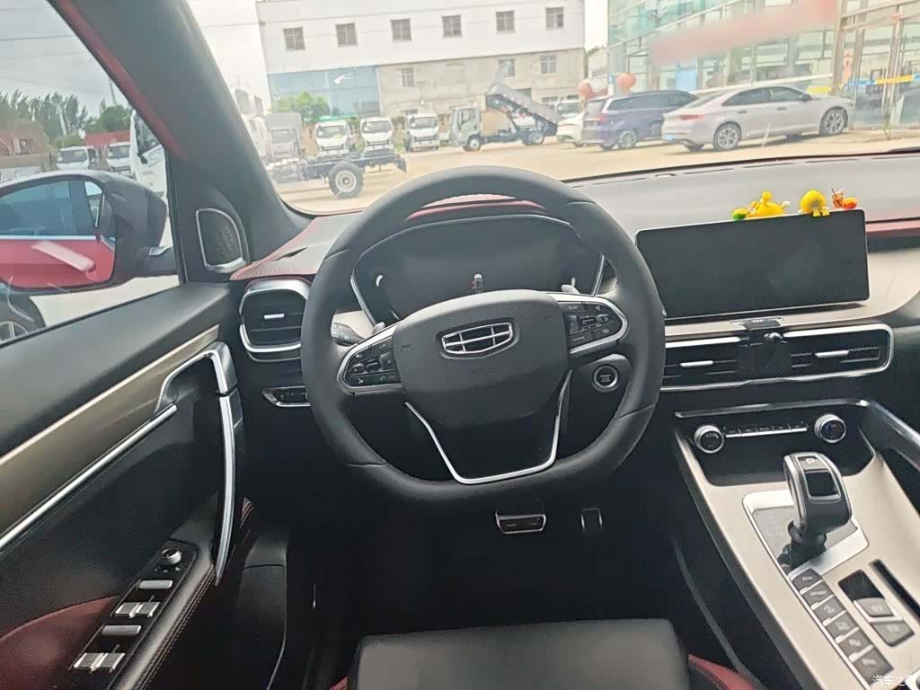 Geely Coolray, 2019 3