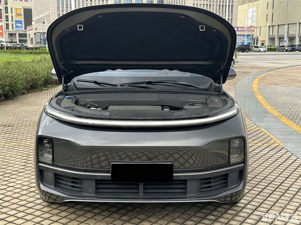 Li Auto L9, 2022 7