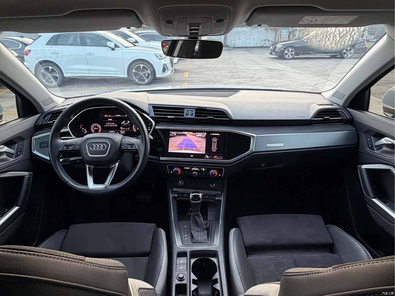 Audi Q3, 2022 14