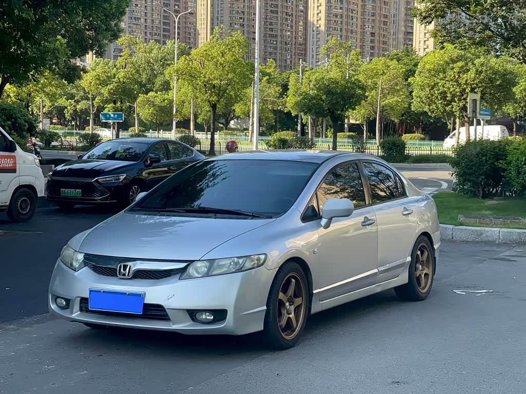 Honda Civic 2009 1.8L MT