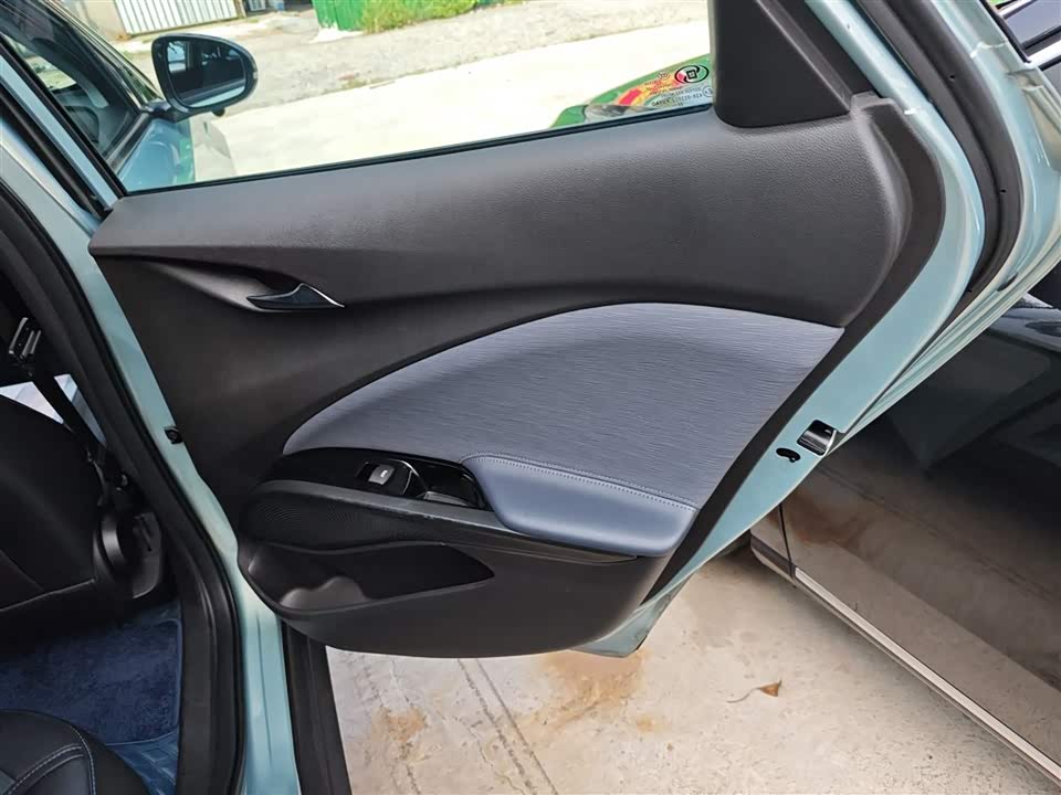 Buick Slightly blue 6