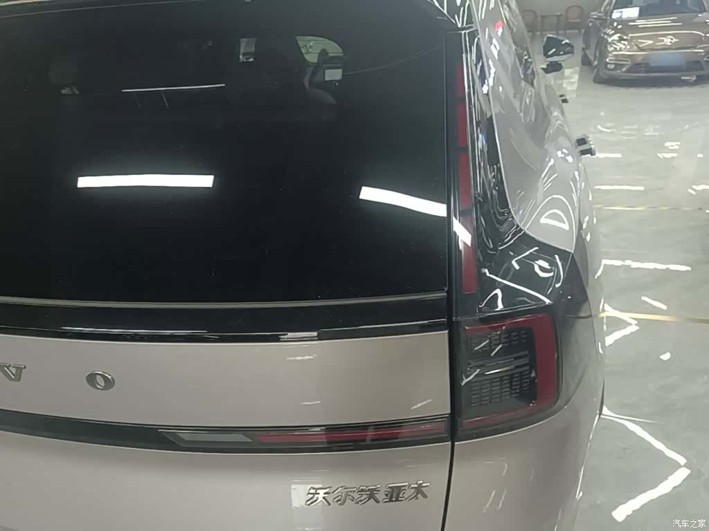 Volvo XC70, 2025 8