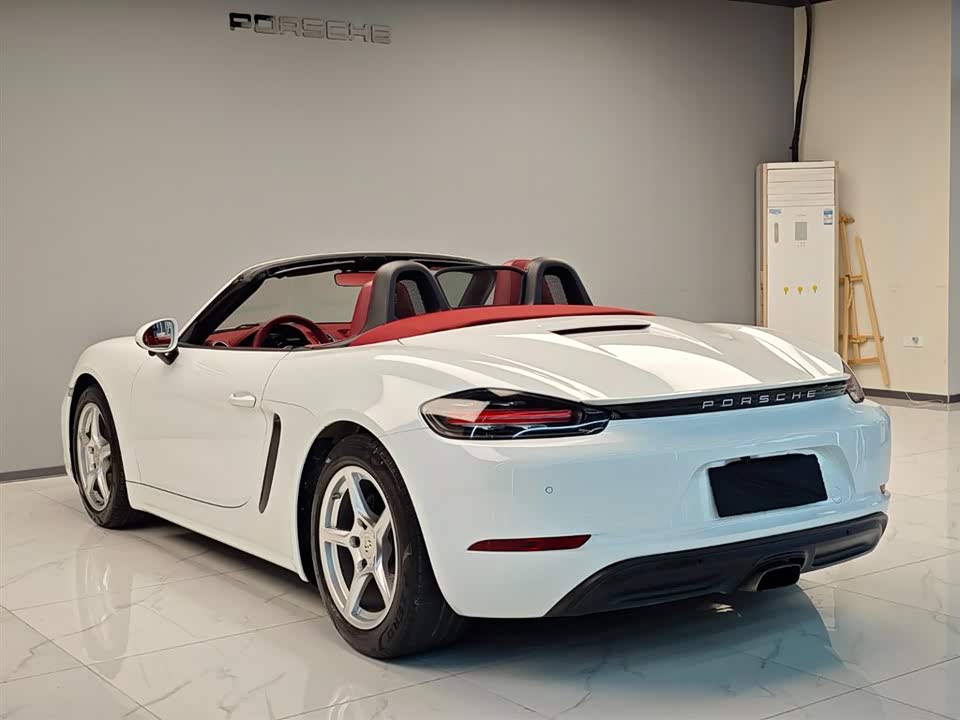Porsche 718