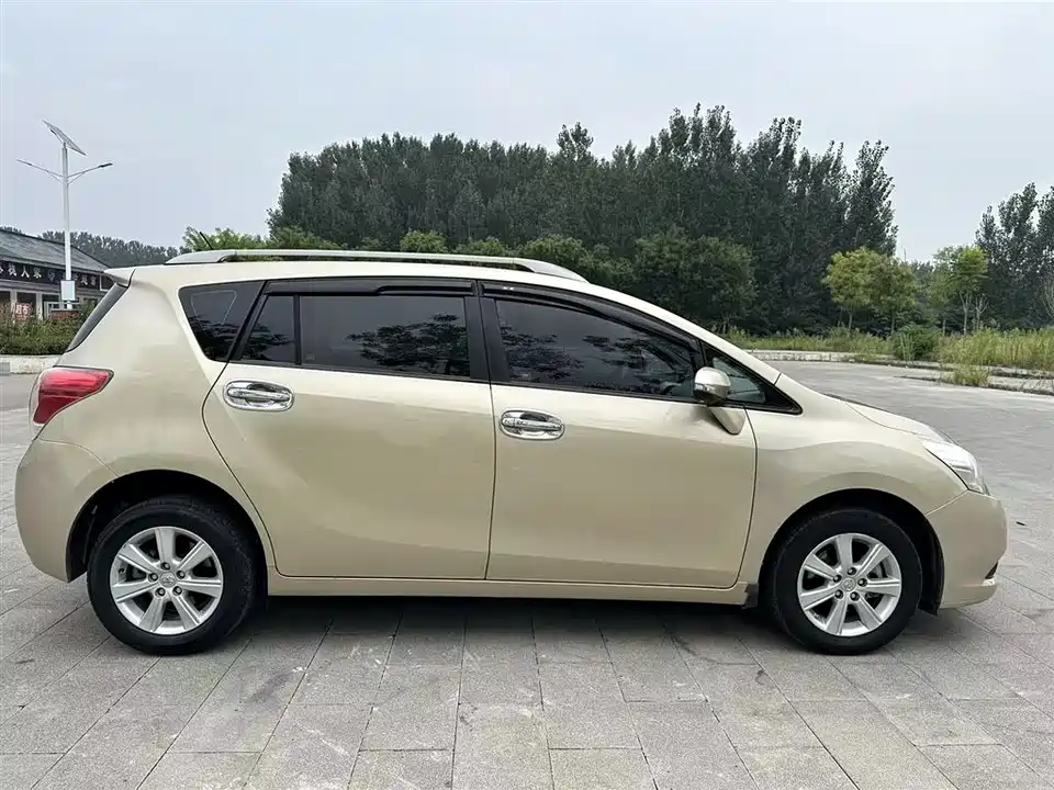 Toyota Yizhi