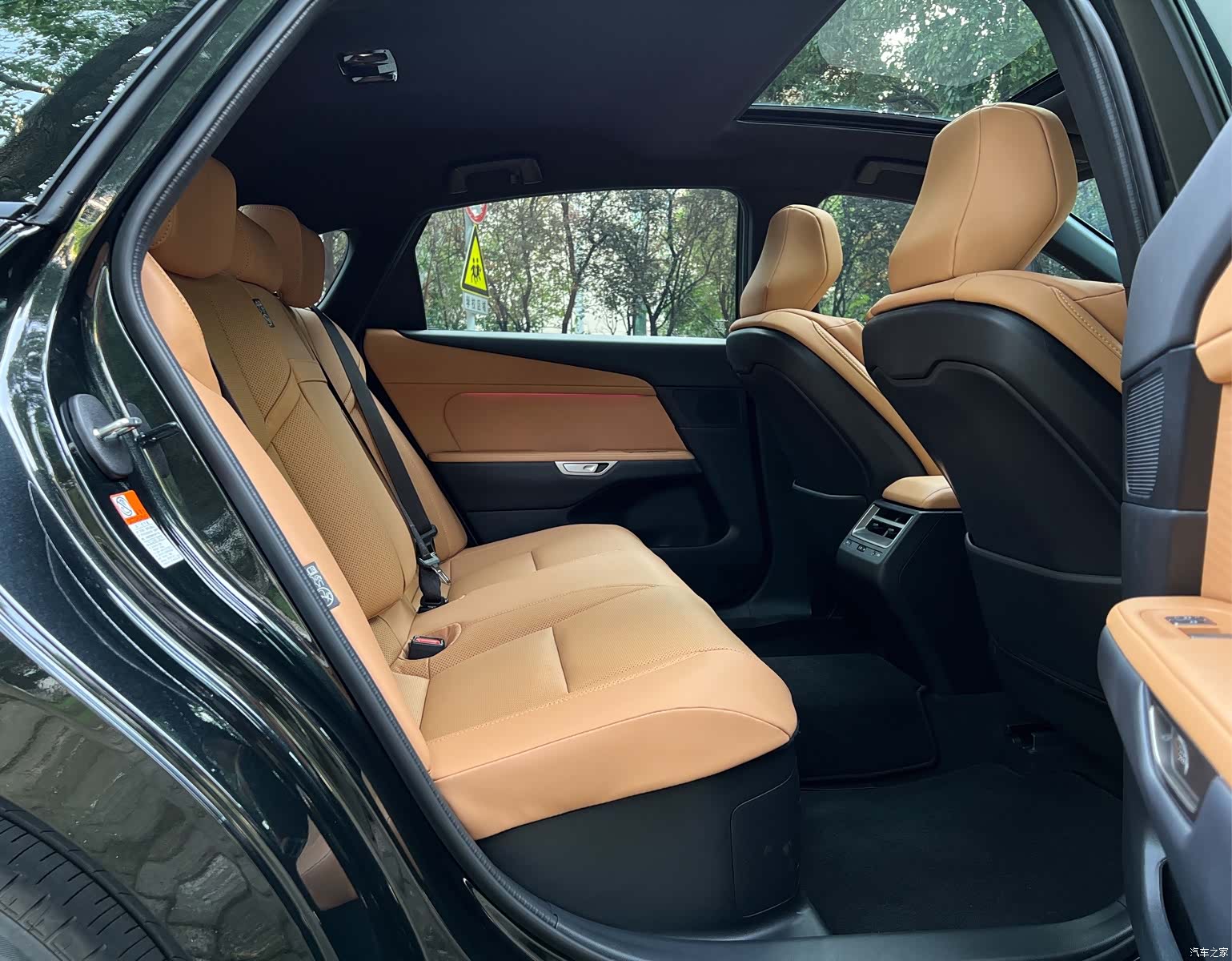 Lexus ES, 2026 11