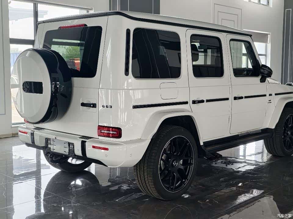 Mercedes-Benz G-Class, 2026 4