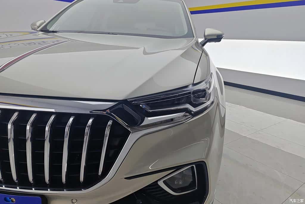 Hongqi HS5, 2021 все фото