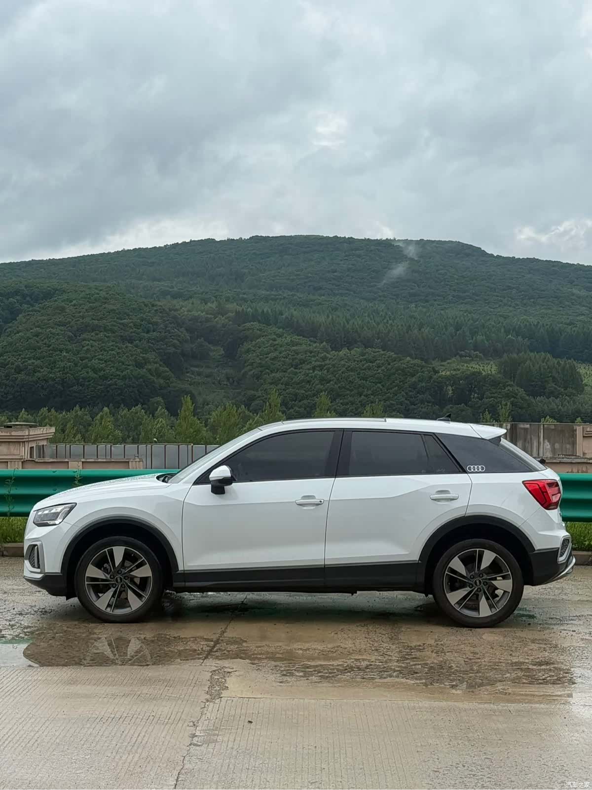 Audi Q2L, 2022 4