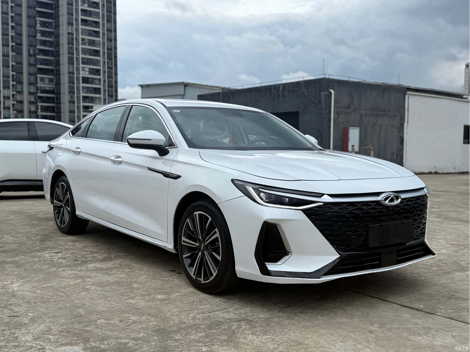 Chery Arrizo 8, 2024 3