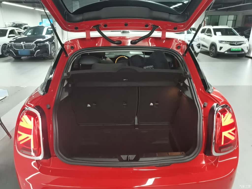 Mini ONE, 2020 19