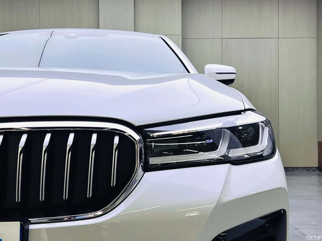BMW 5 Series, 2022 7
