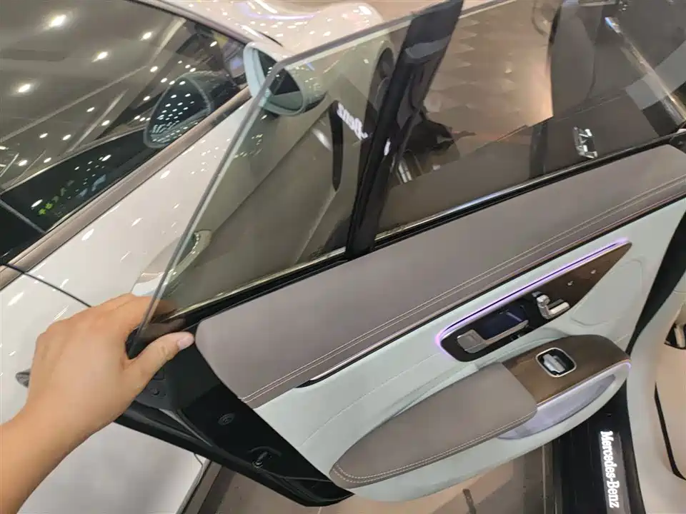 Mercedes-Benz EQS