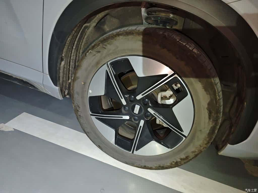 Geely Galaxy E5, 2024 26