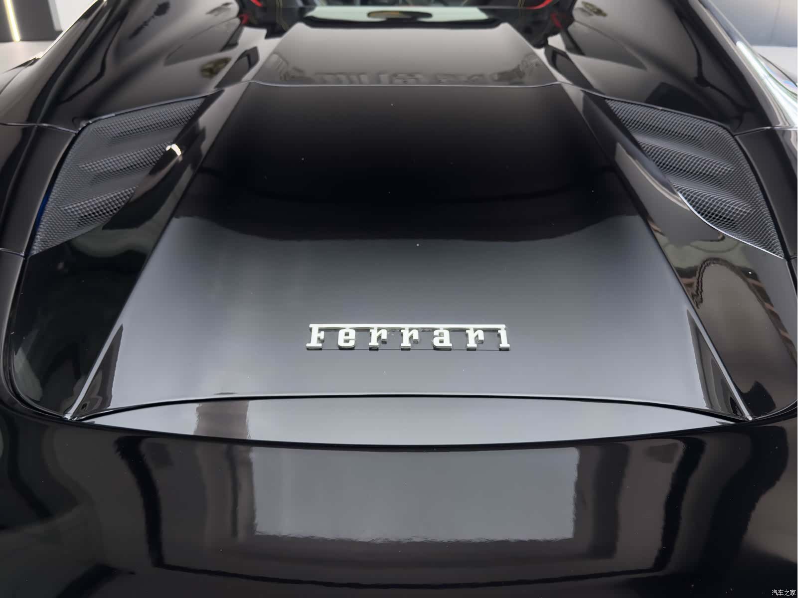 Ferrari 488, 2019 17