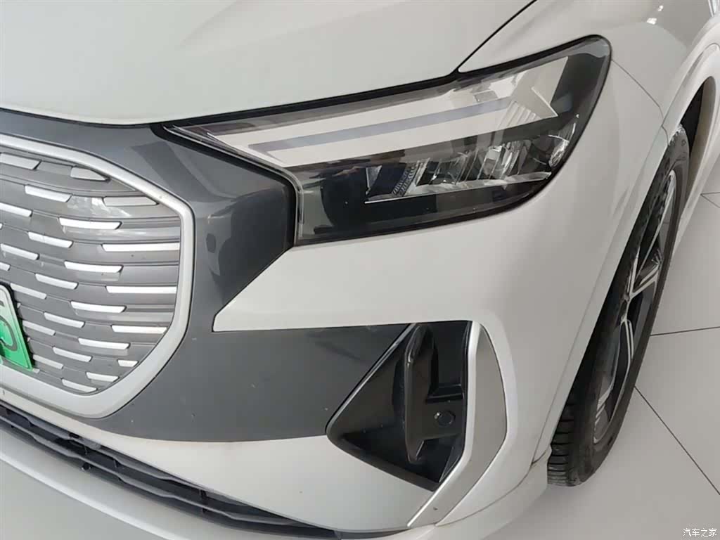 Audi Q4 e-tron, 2025 24