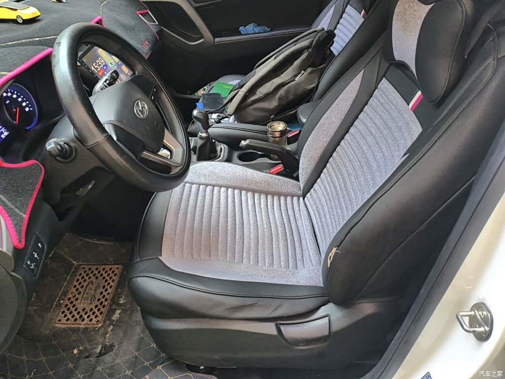 Hyundai ix25, 2017 11