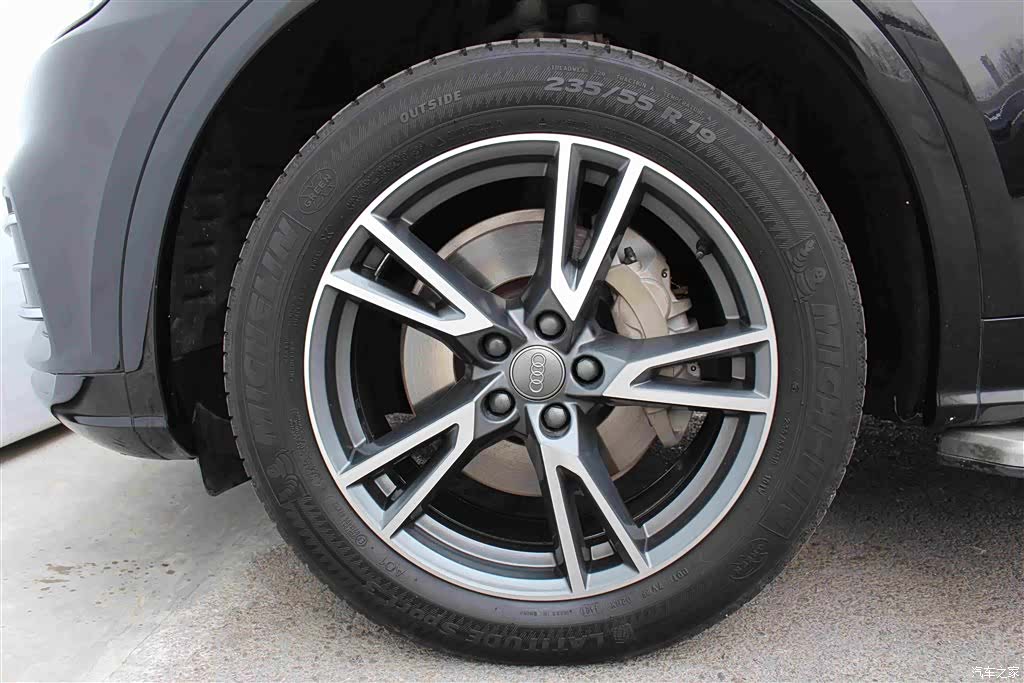 Audi Q5L, 2019 13