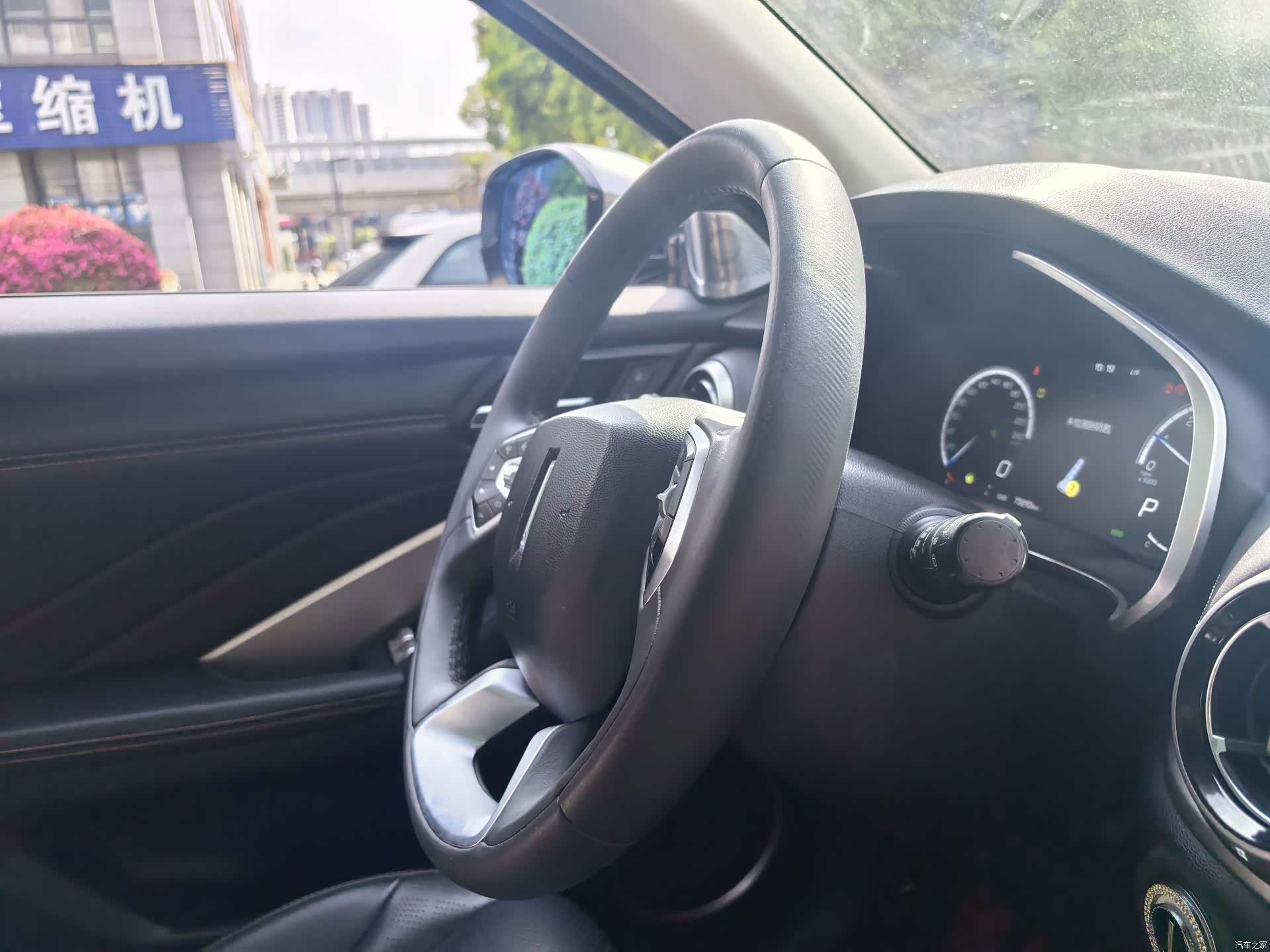 Lexus IS, 2011 10