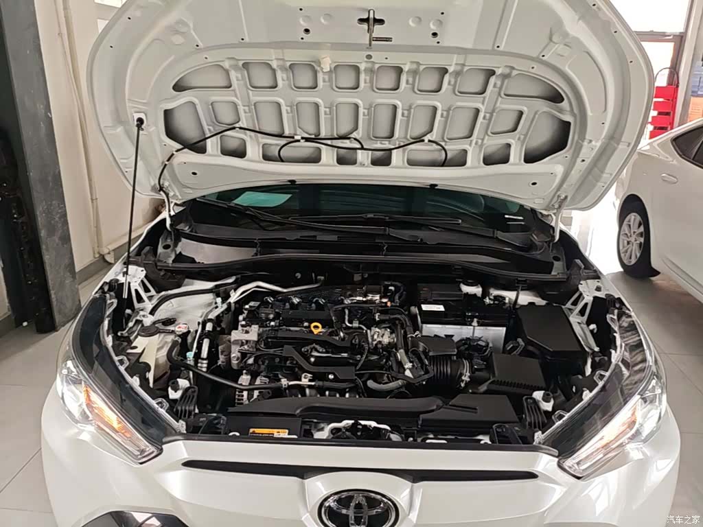 Toyota Frontlander, 2023 20