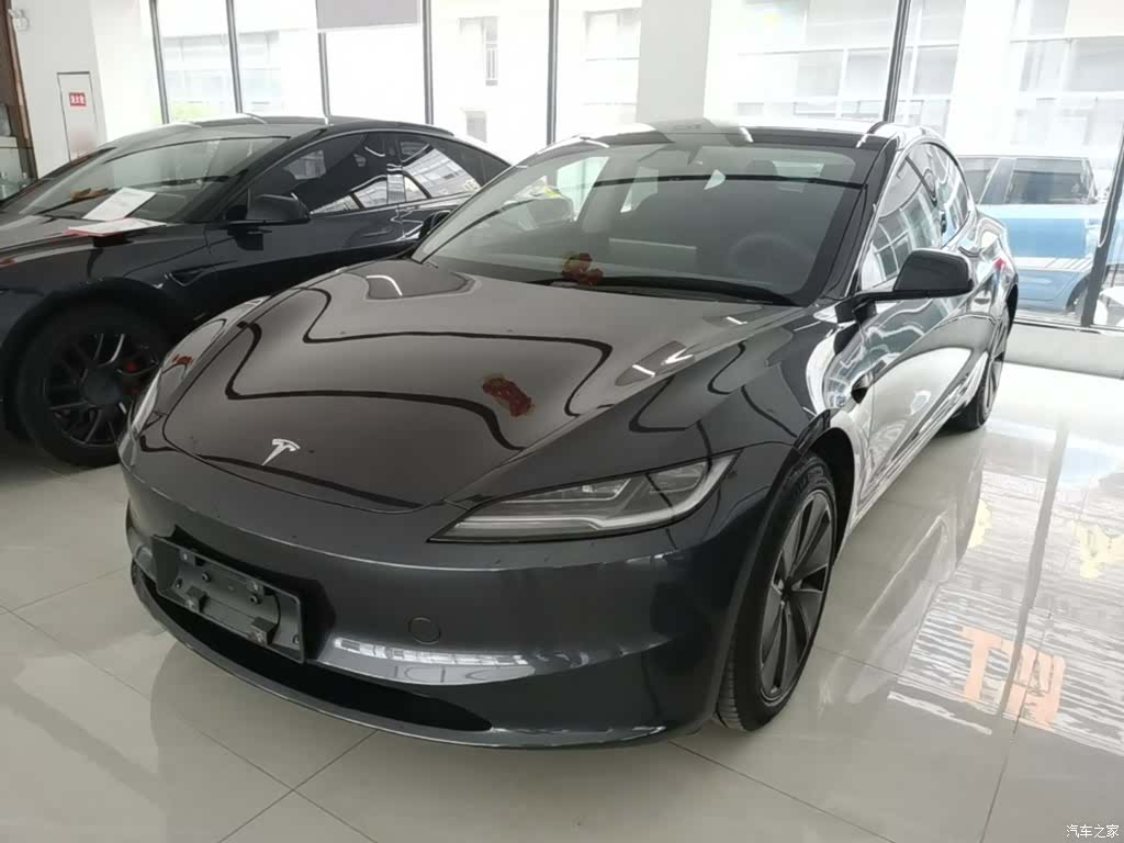 Tesla Model 3, 2024 2