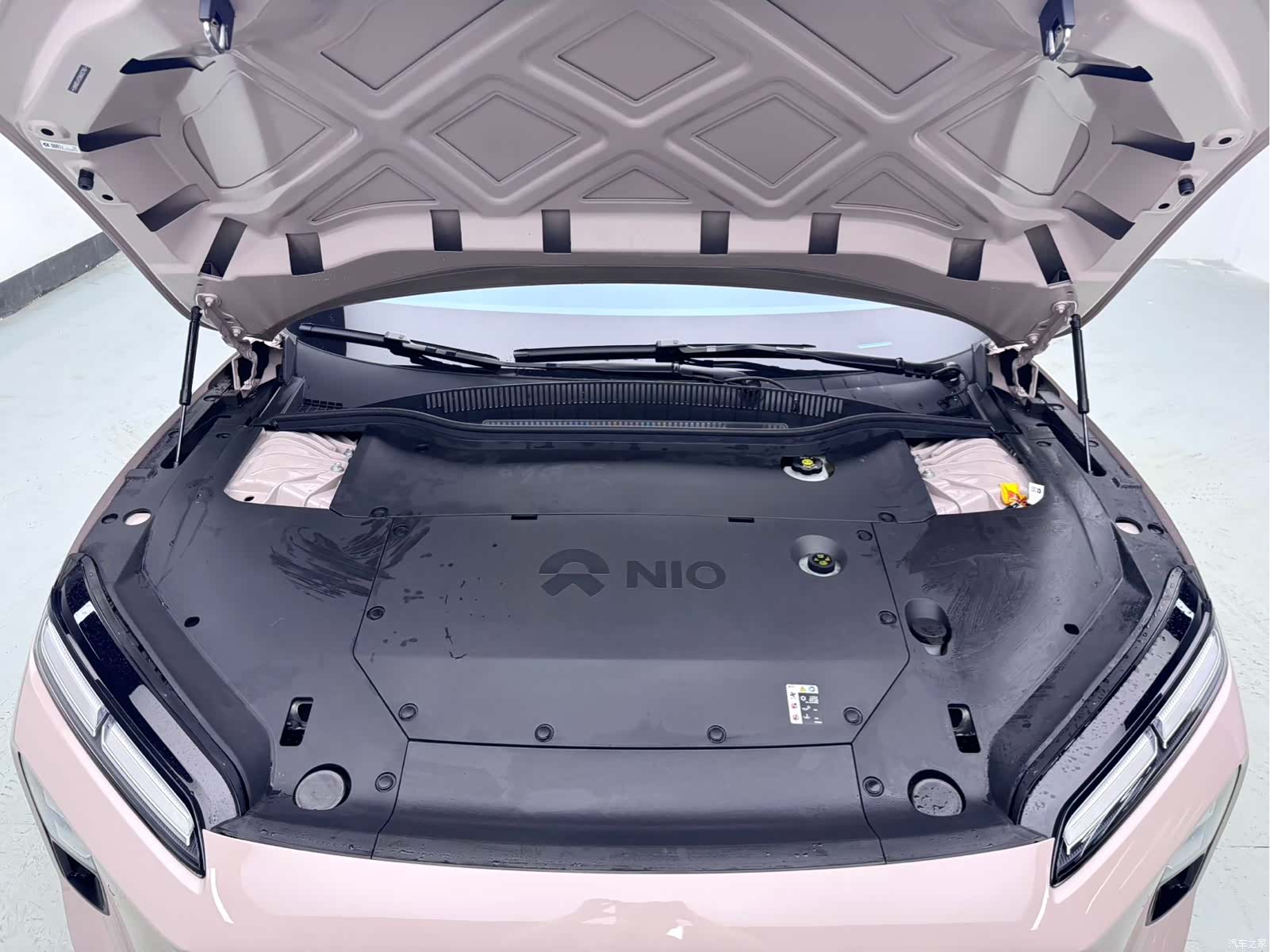NIO ET5, 2025 9