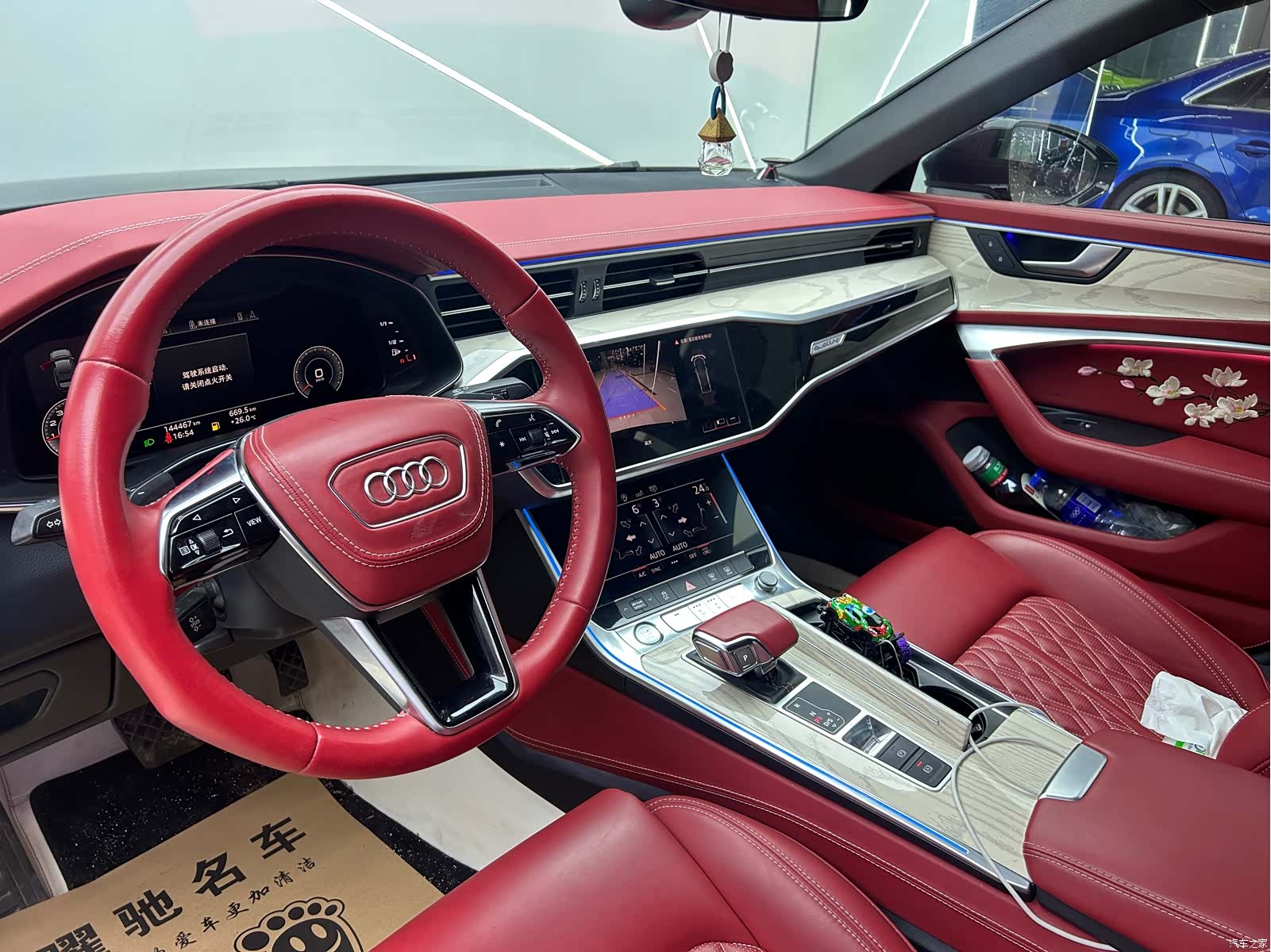 Audi A6L, 2019 8