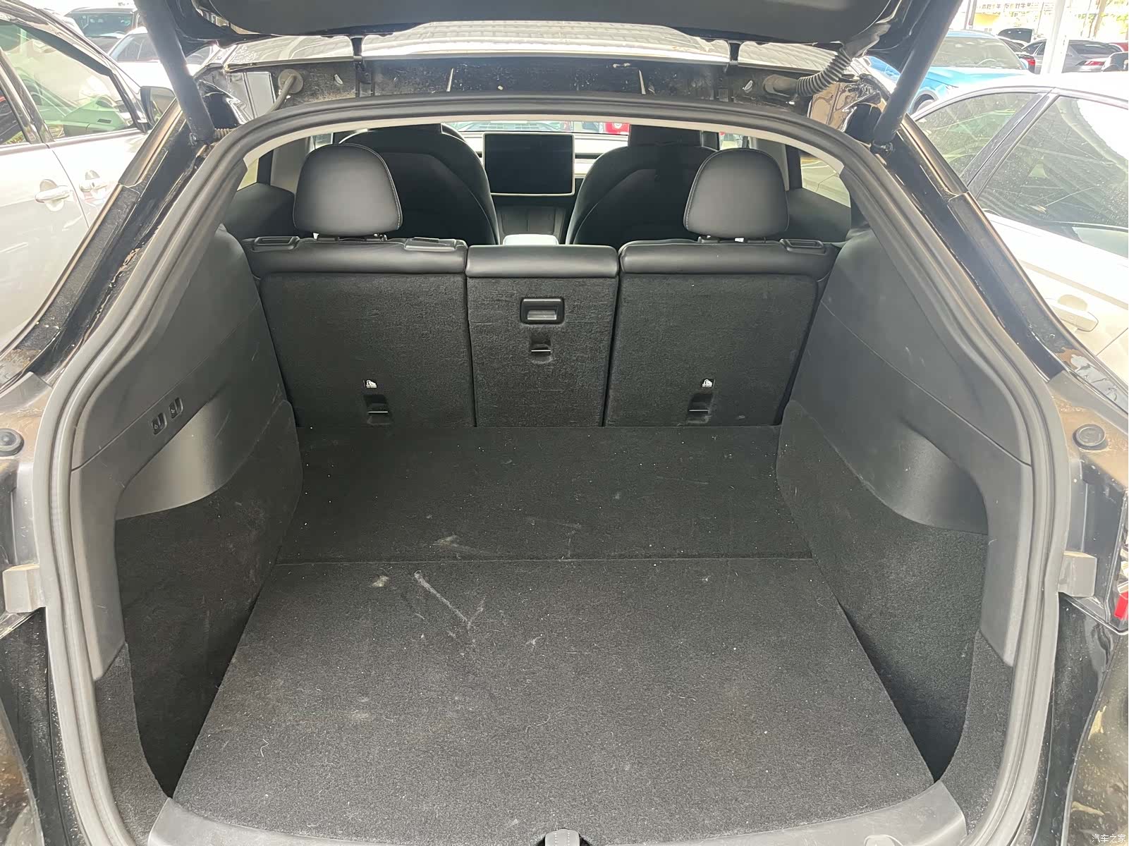Tesla Model Y, 2022 9