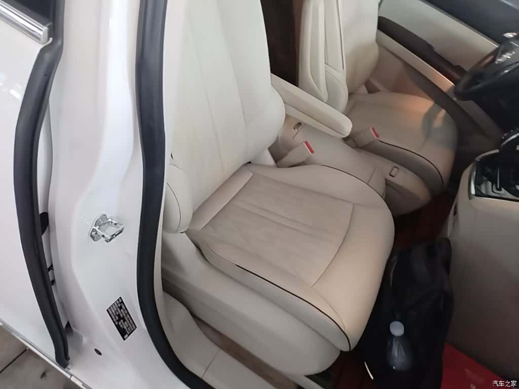 Buick GL8, 2022 25