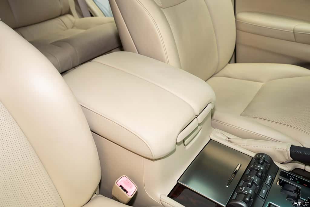 Lexus LX, 2008 20