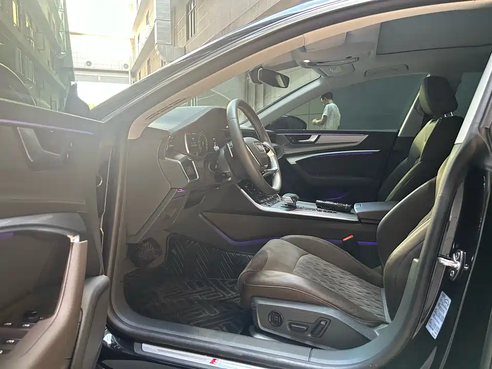 Audi A7L Audi A7L