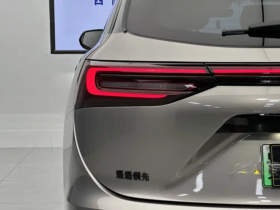 AITO Ask the world M7